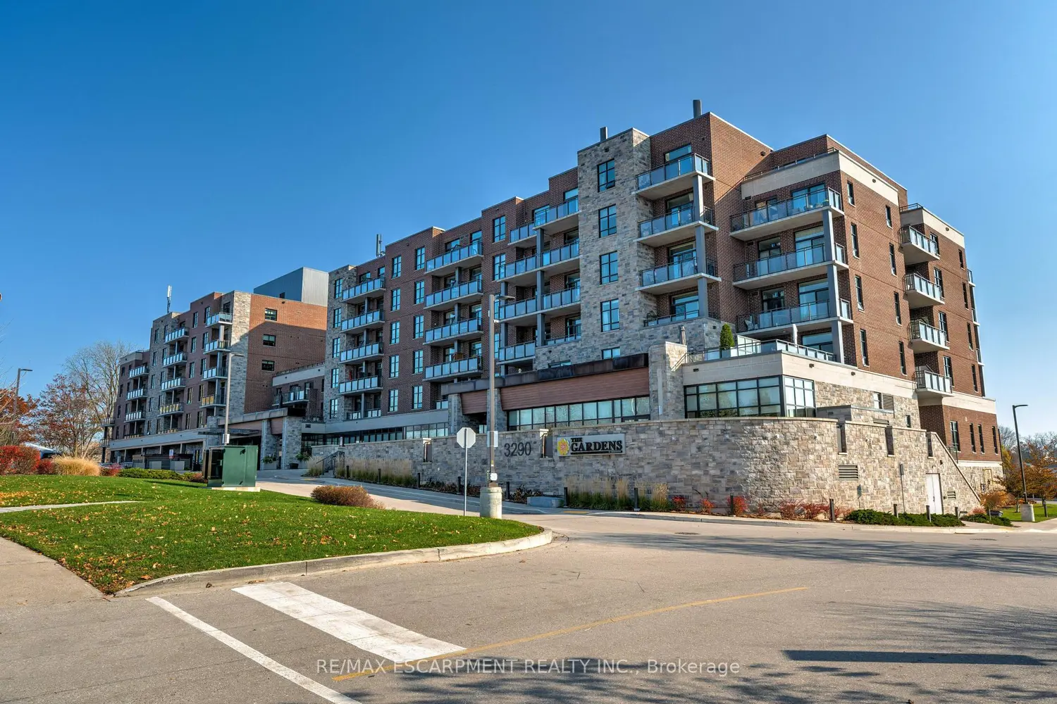 Additional image 2 of 3290 New Street 106