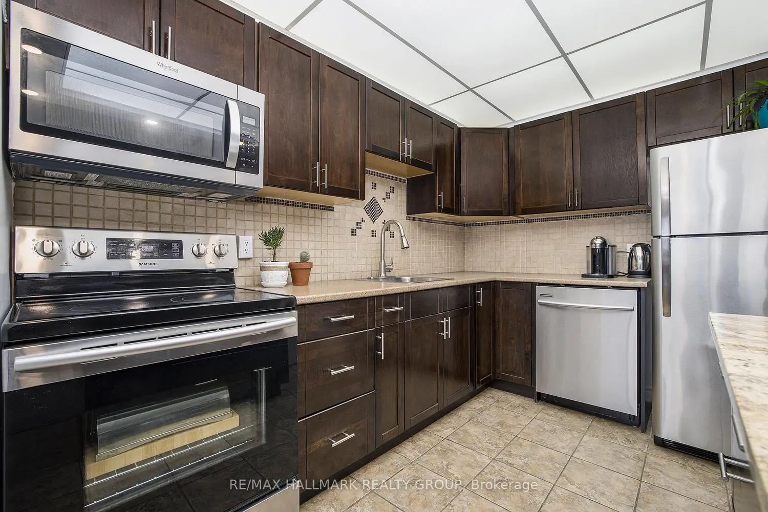 Additional image 6 of 1380 Prince Of Wales Drive 1005