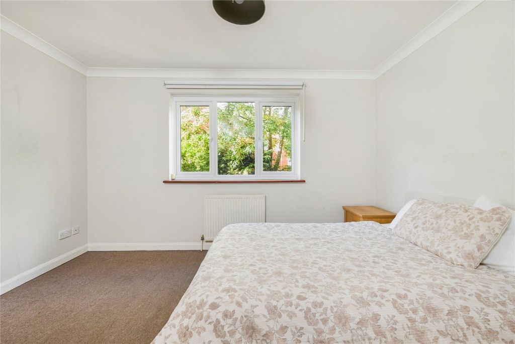 Additional image 14 of 4 bed terraced house for saleBerkeley Close, Southampton, Hampshire SO15