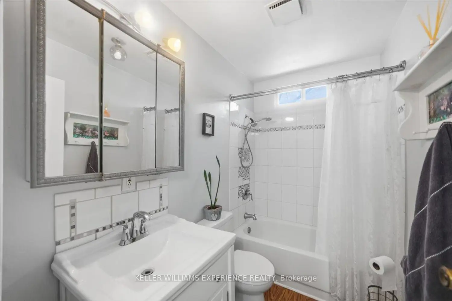 Additional image 11 of 755 Happy Vale Drive