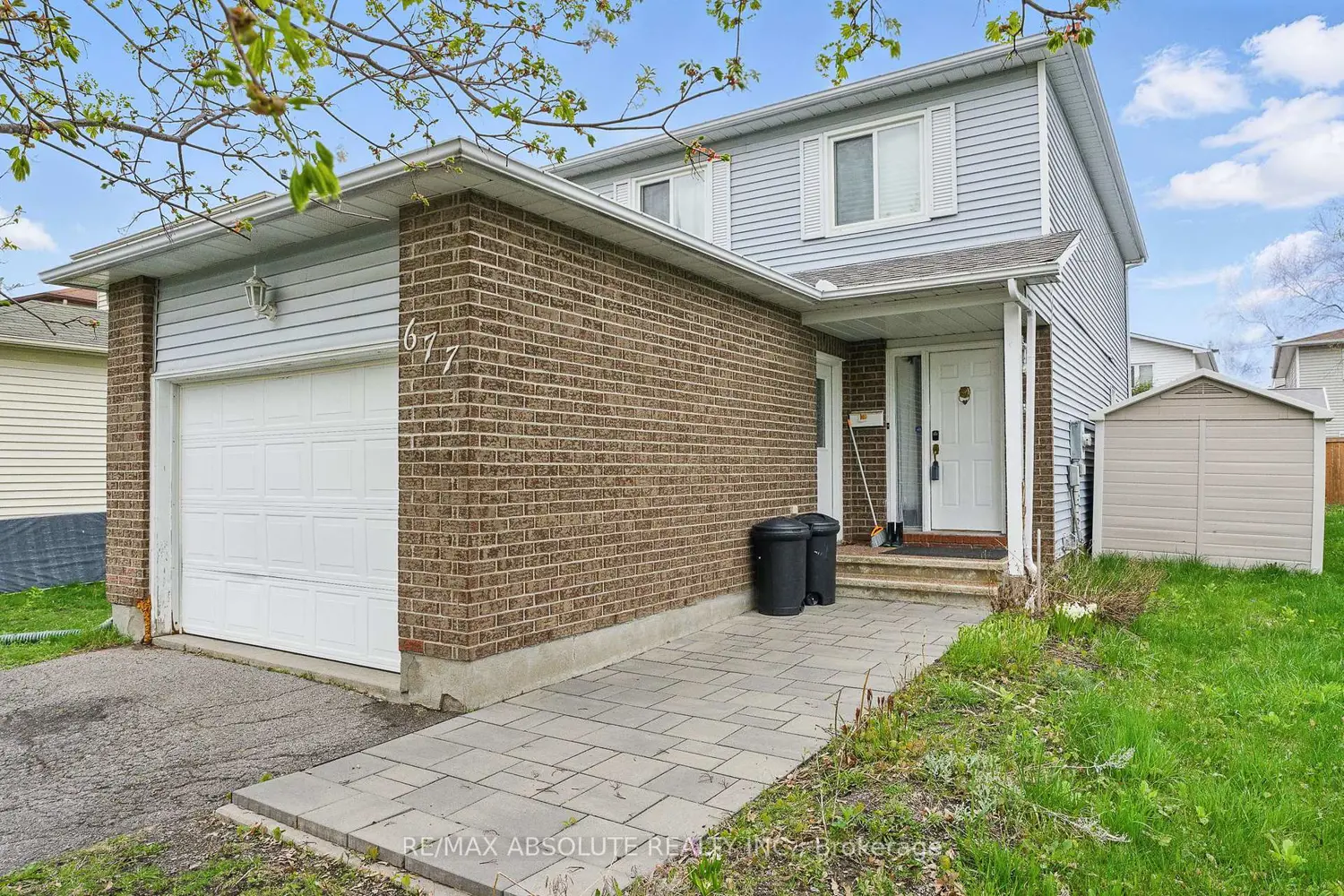 677 Mathieu Way photo 2