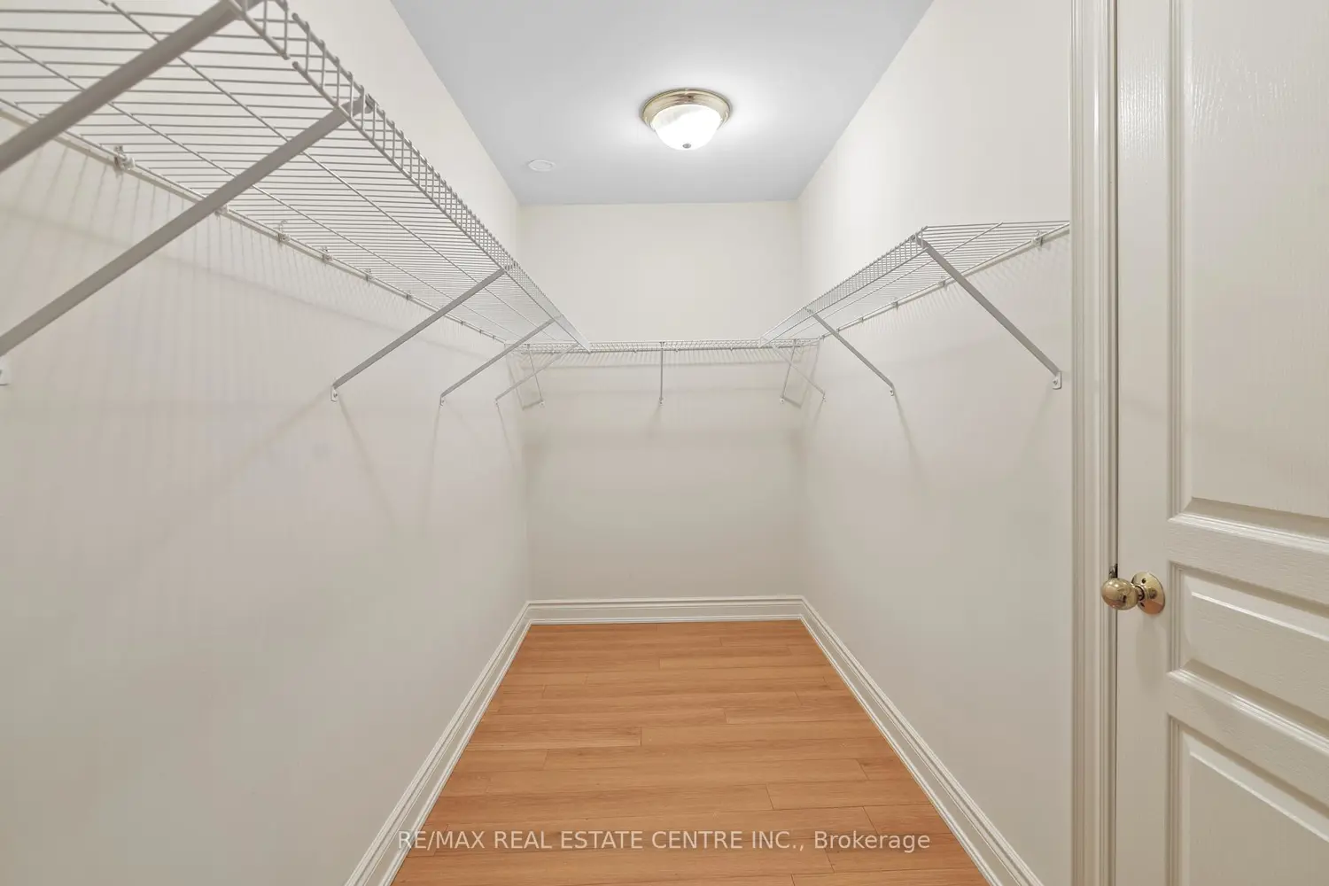 Additional image 15 of 645 Cranleigh Court