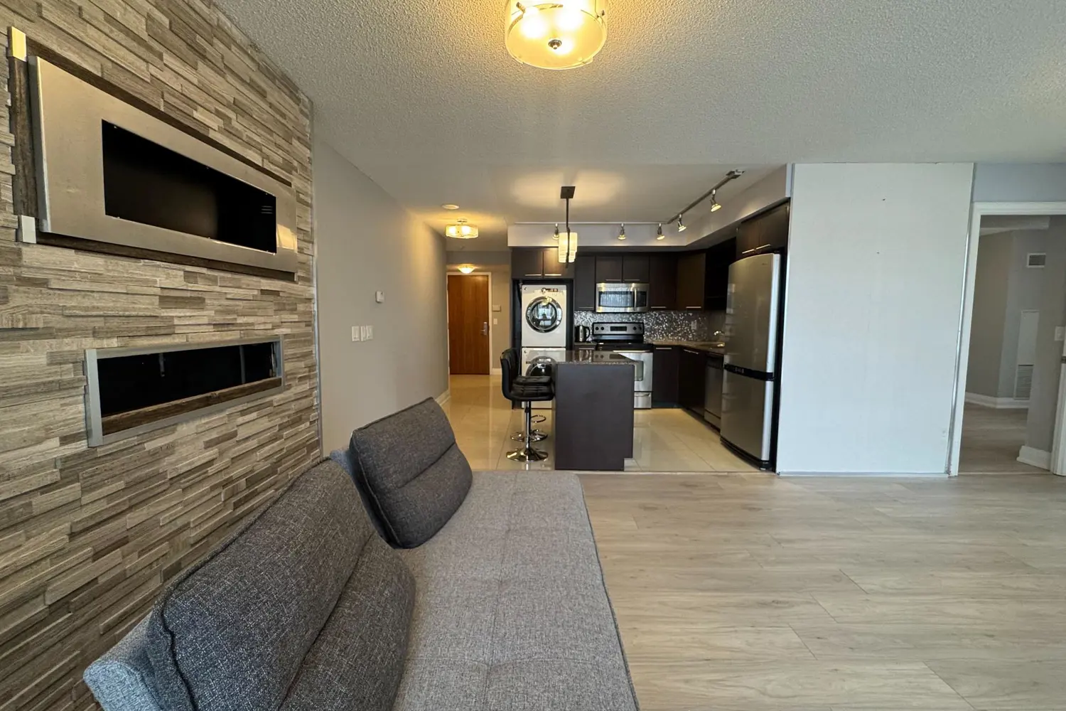 Additional image 8 of 37 Galleria Parkway 207