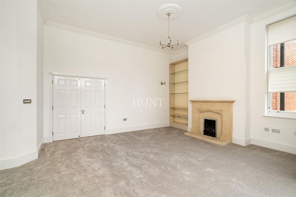 Additional image 9 of 4 bed flat for saleDevonshire House, Repton Park, Woodford Green IG8