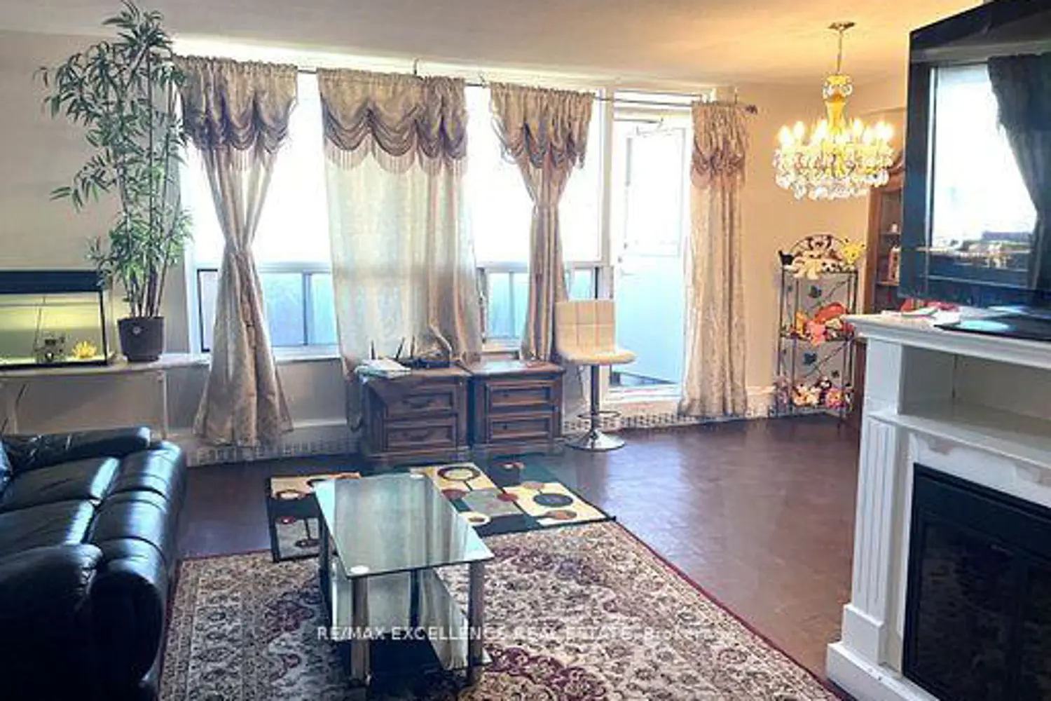 Additional image 4 of 3390 Weston Road 2105