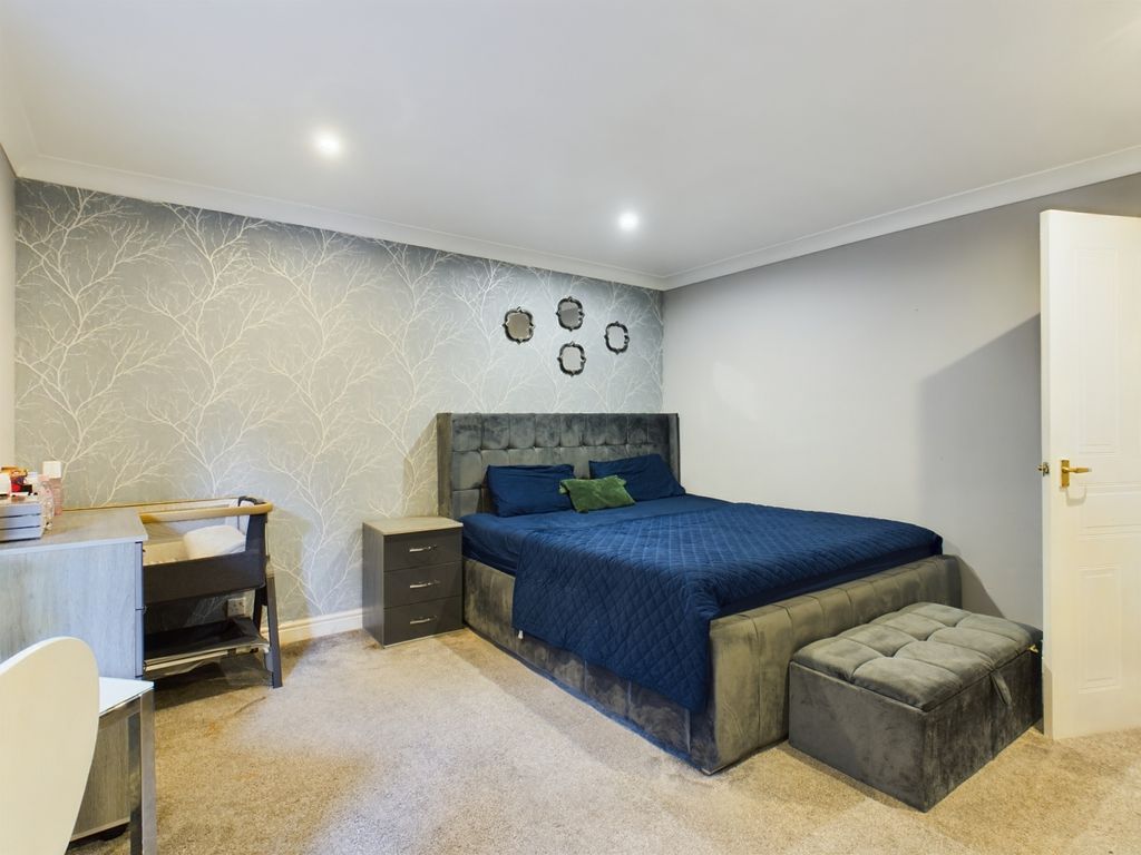Additional image 2 of 2 bed flat for saleKnutsford Road, Wilmslow SK9