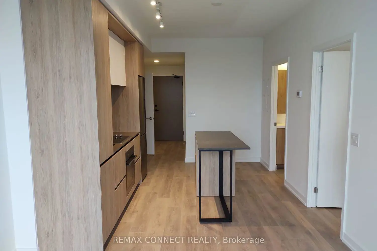 Additional image 3 of 225 Sumach Street 2301