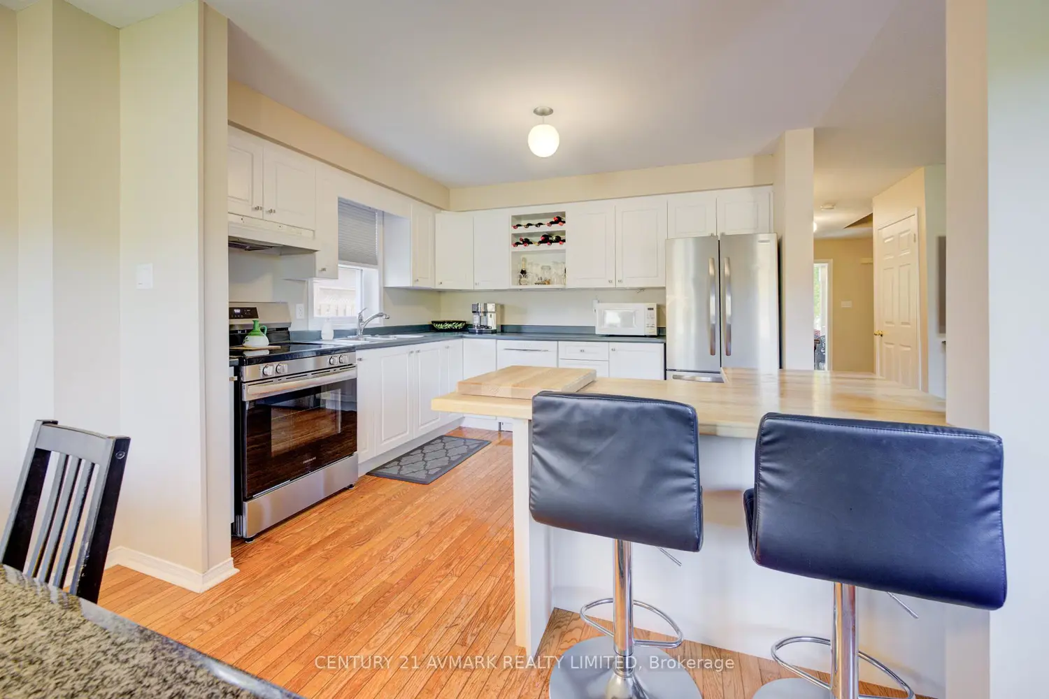 Additional image 6 of 4893 Northgate Crescent