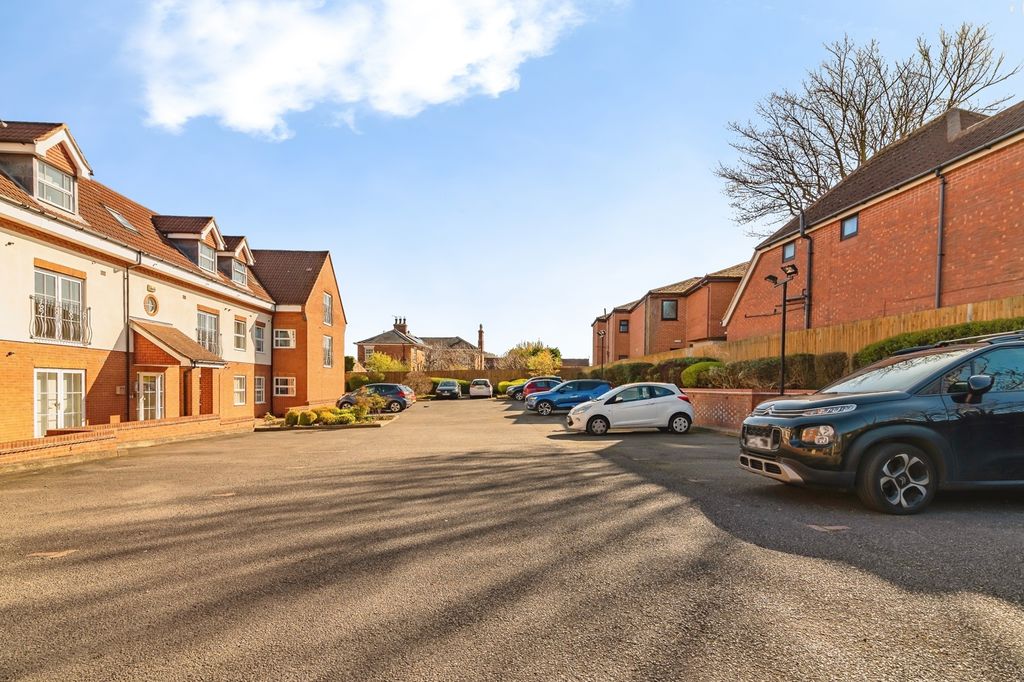 Additional image 14 of 2 bed flat for saleMoor Lane, Bingham, Nottingham NG13