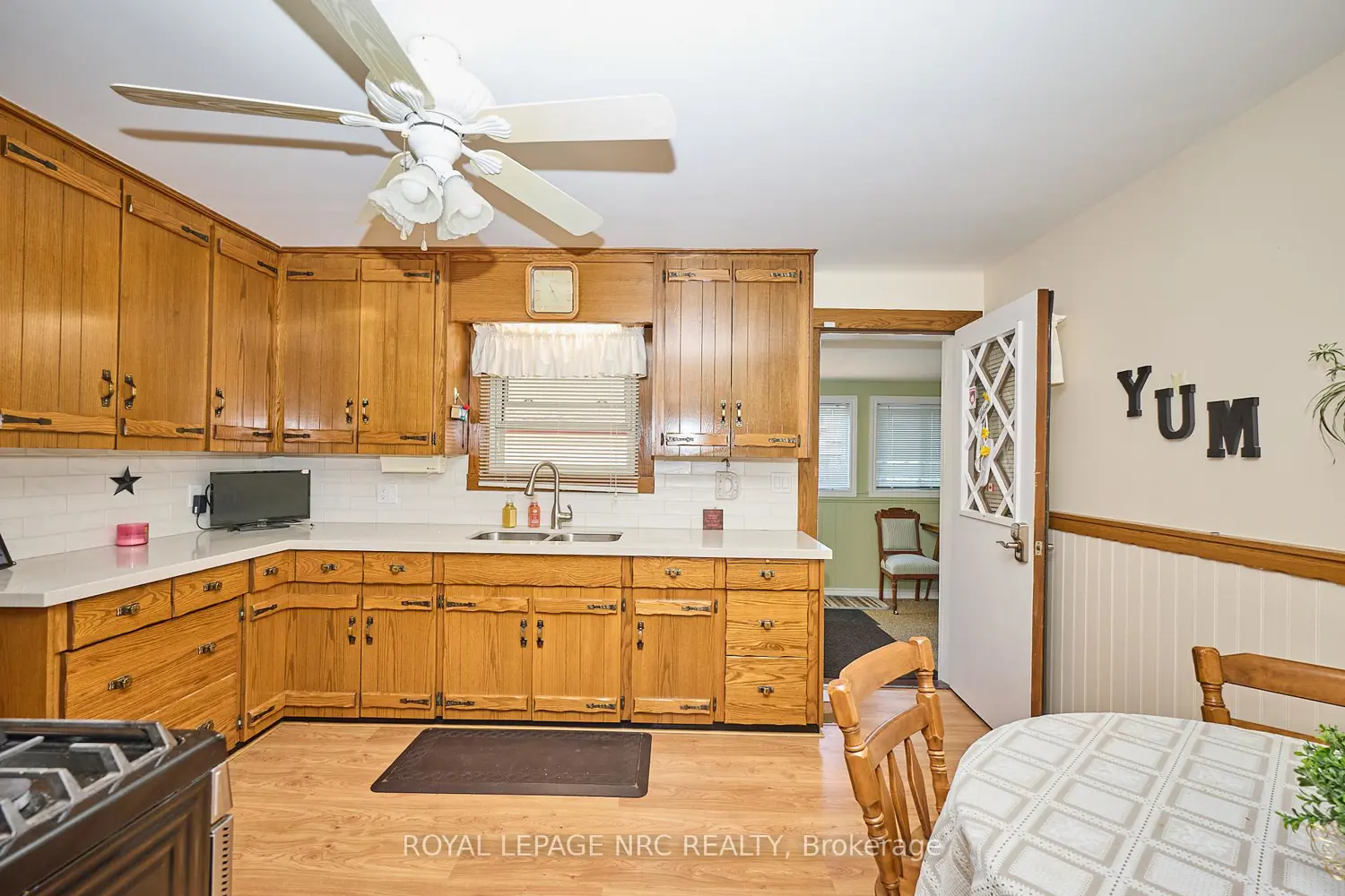 Additional image 6 of 4013 Welland Street
