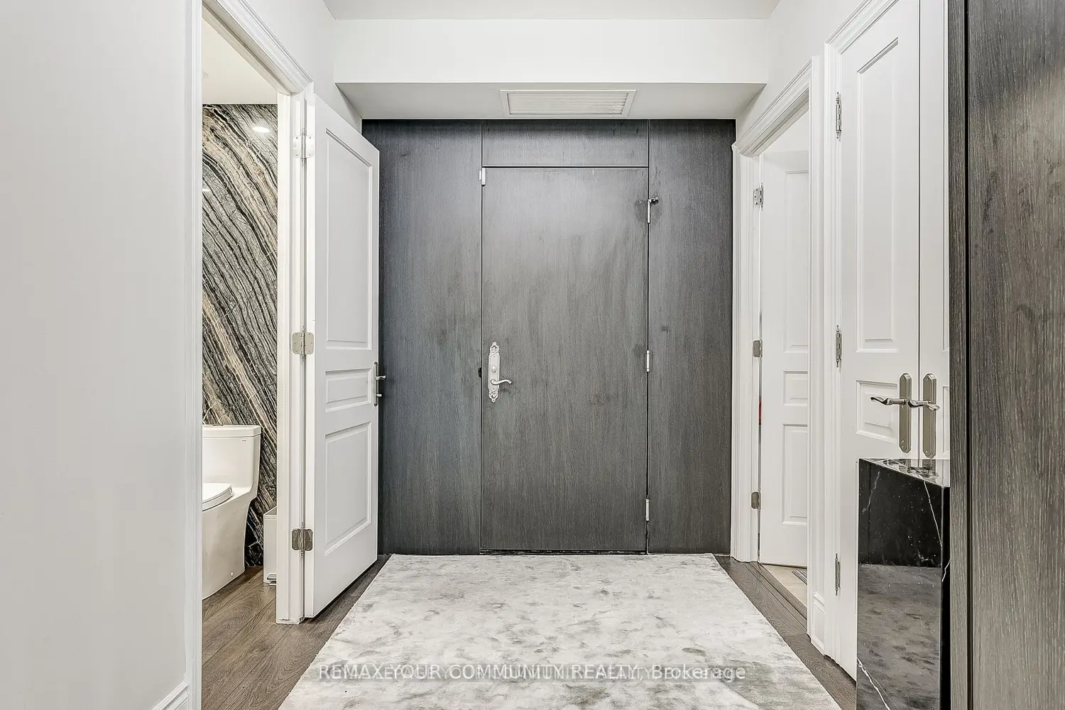 Additional image 8 of 7071 Bayview Avenue 304