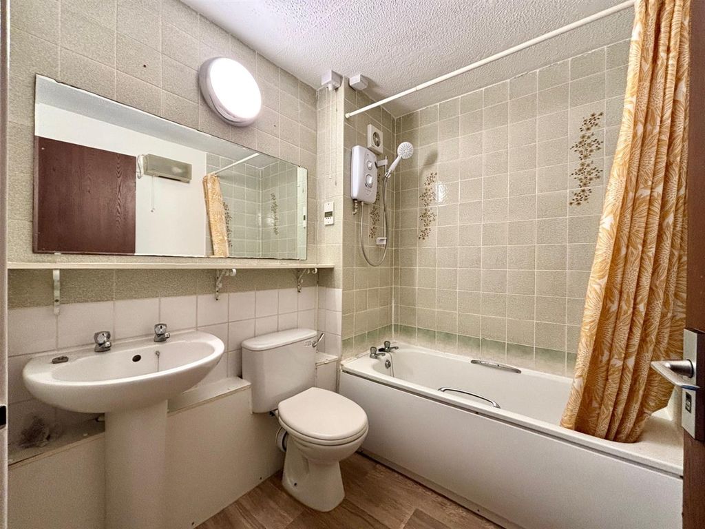 Additional image 14 of 1 bed flat for saleAllenview Road, Wimborne BH21