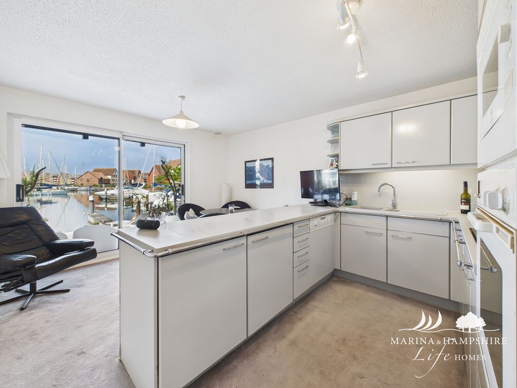 Additional image 4 of 3 bed town house for saleCadgwith Place, Port Solent, Portsmouth PO6