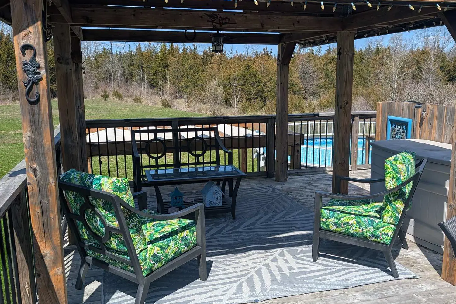 355 Mitchells Crossroad