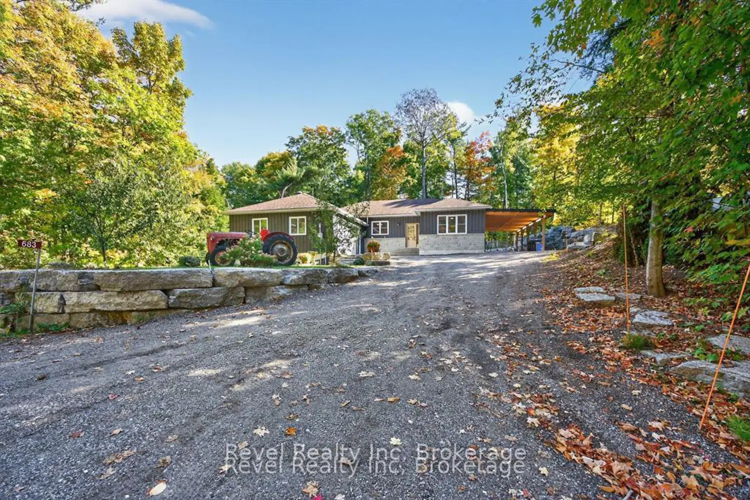 Additional image 19 of 683 Lafontaine Road
