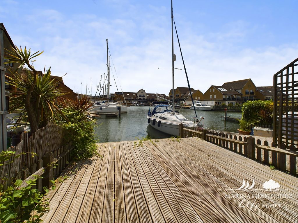 Additional image 23 of 3 bed terraced house for saleCarbis Close, Portsmouth PO6