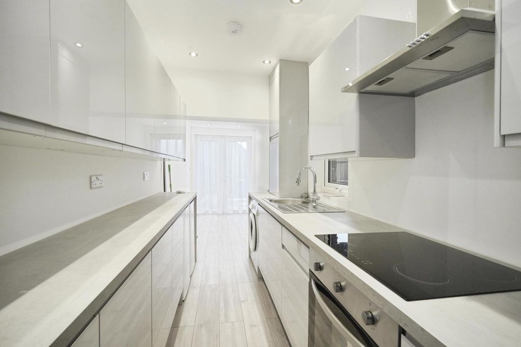 Additional image 3 of 2 bed semi-detached house for saleGutteridge Street, Coalville, Leicestershire LE67