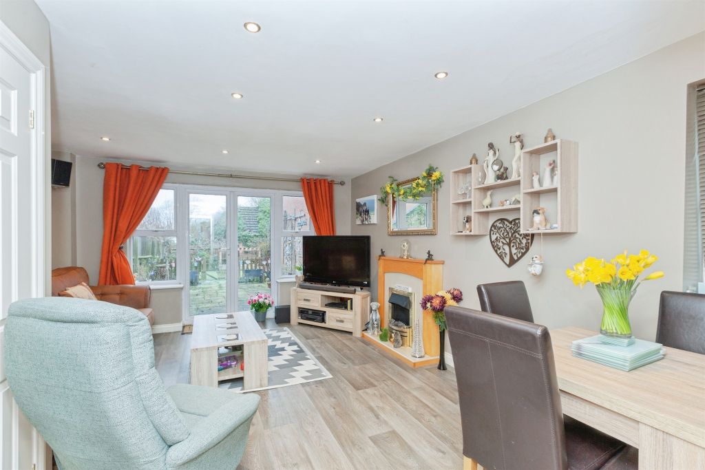 Additional image 3 of 3 bed semi-detached house for saleRussett Close, Barwell, Leicester LE9
