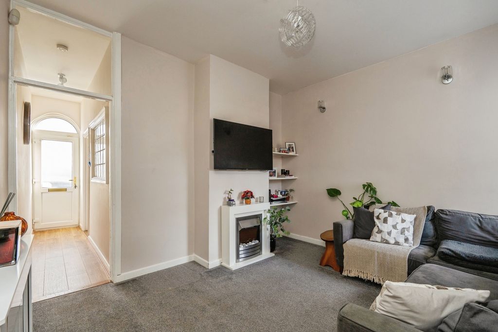 Additional image 7 of 2 bed terraced house for saleJersey Road, Portsmouth, Hampshire PO2