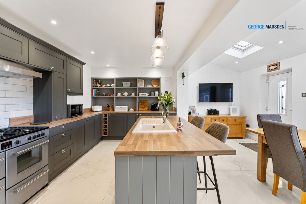 Additional image 15 of 5 bed detached house for saleWimborne Road, Wigan WN5