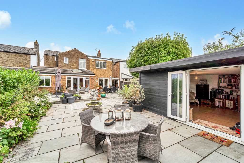 Additional image 12 of 3 bed detached house for saleWarwick Road, Ashford TW15