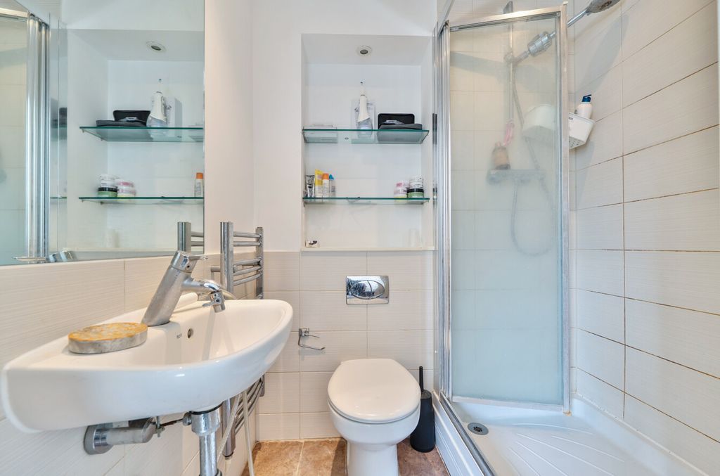 Additional image 12 of 2 bed flat for saleCross Street, Portsmouth PO1