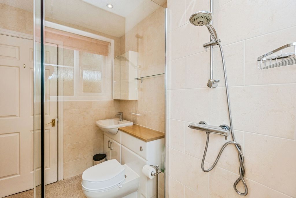 Additional image 15 of 2 bed flat for saleThe Elms, Woodacres Court, Wilmslow SK9