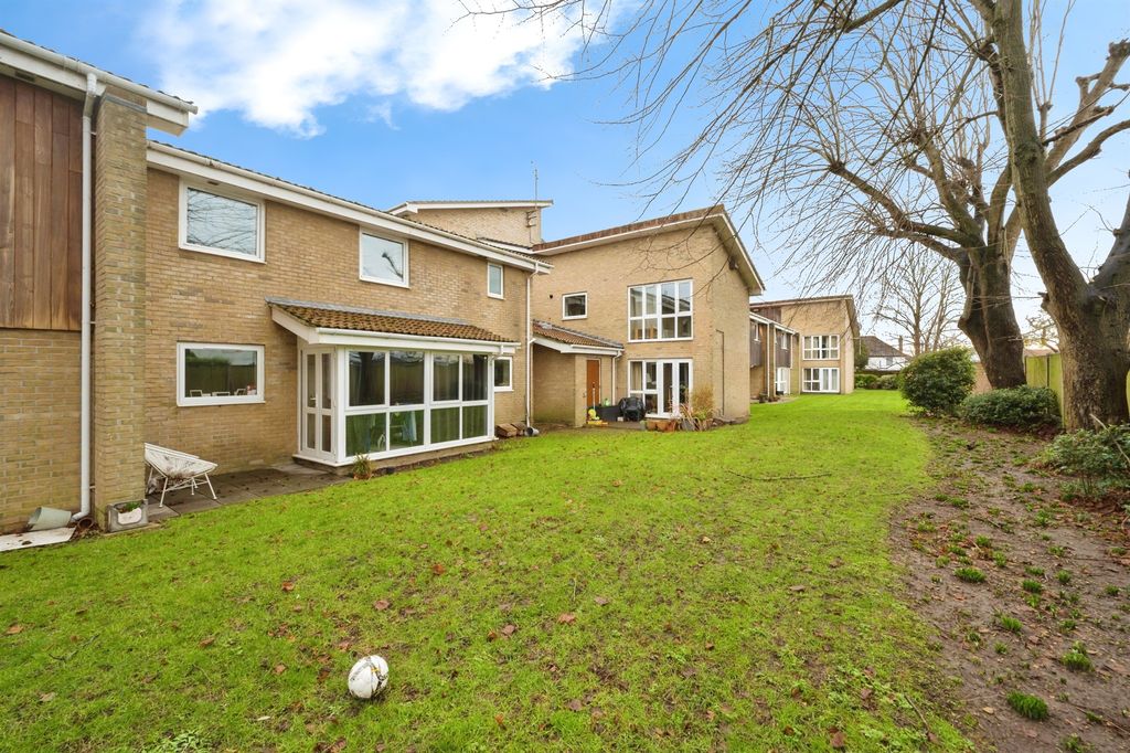 Additional image 9 of 2 bed flat for saleRegents Park Road, Southampton SO15