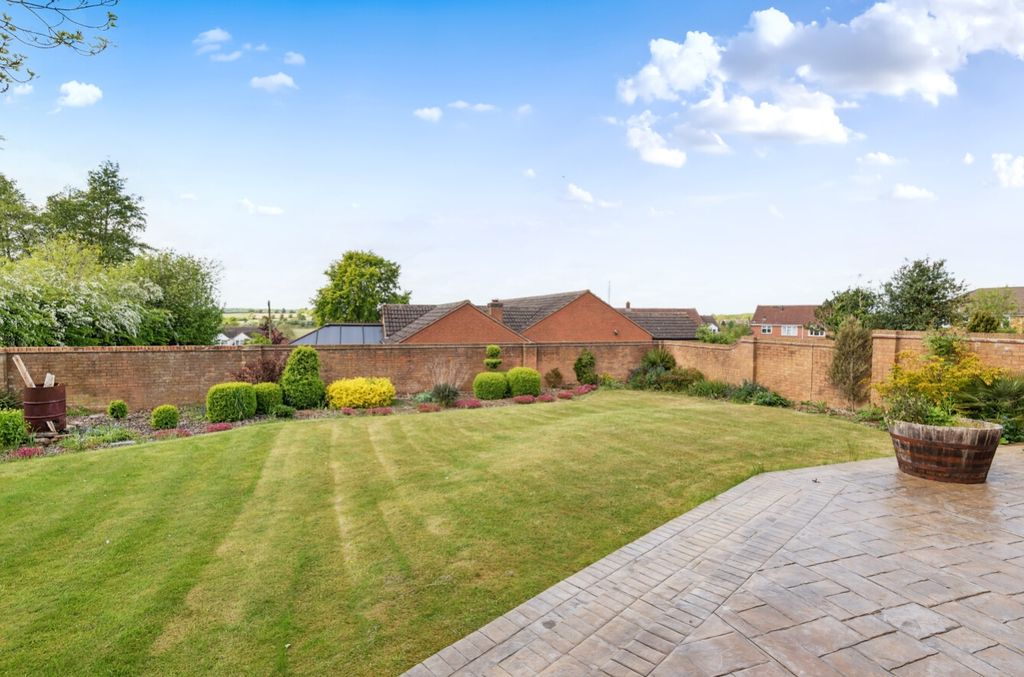Additional image 16 of 5 bed detached bungalow for saleBack Lane, Colsterworth, Grantham, Lincolnshire NG33