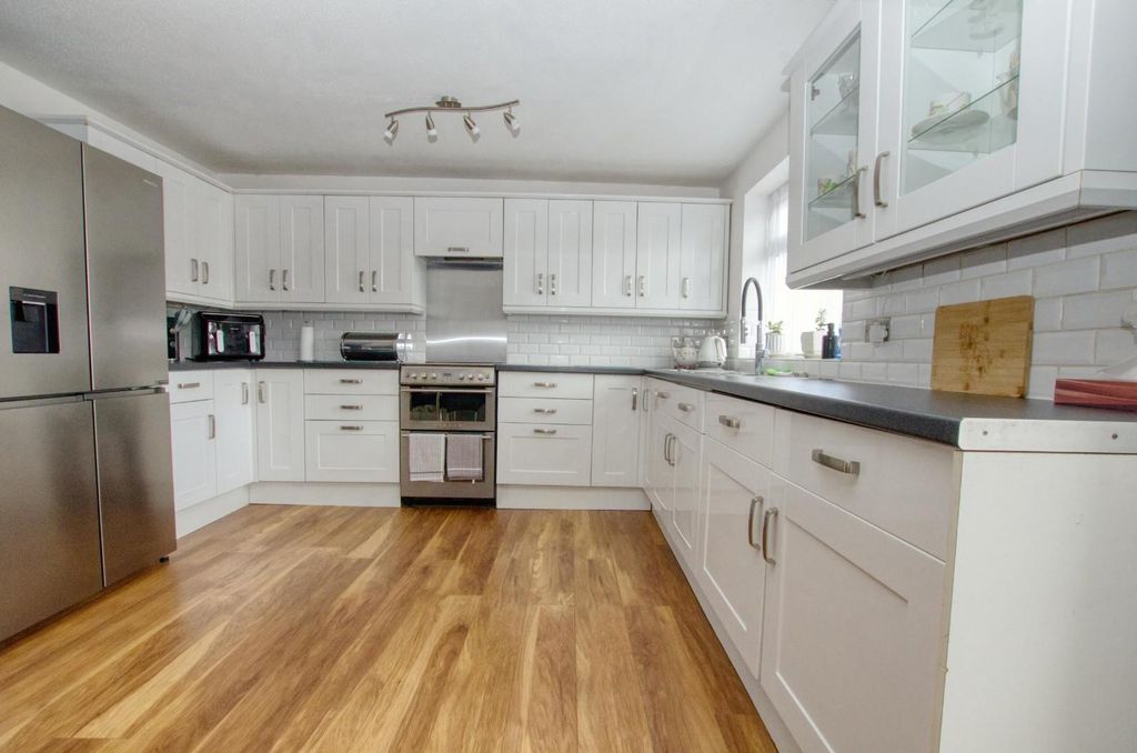 Additional image 14 of 3 bed semi-detached house for saleMowbray Road, Southampton SO19