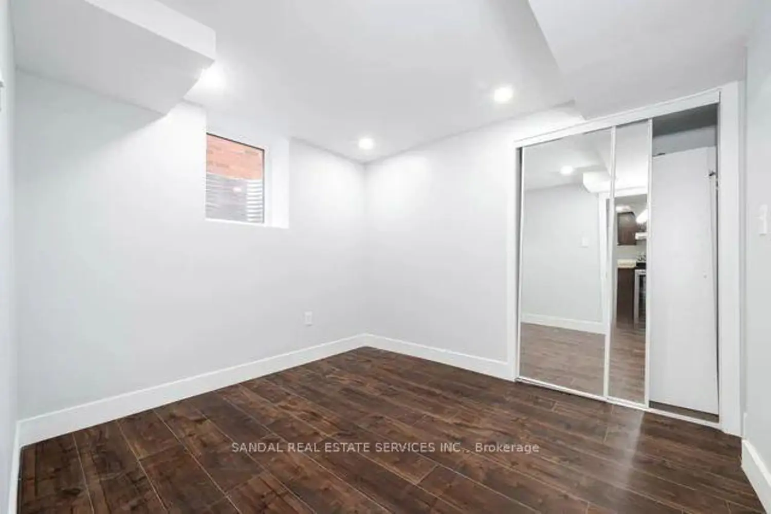 Additional image 17 of 23 Fenflower Court