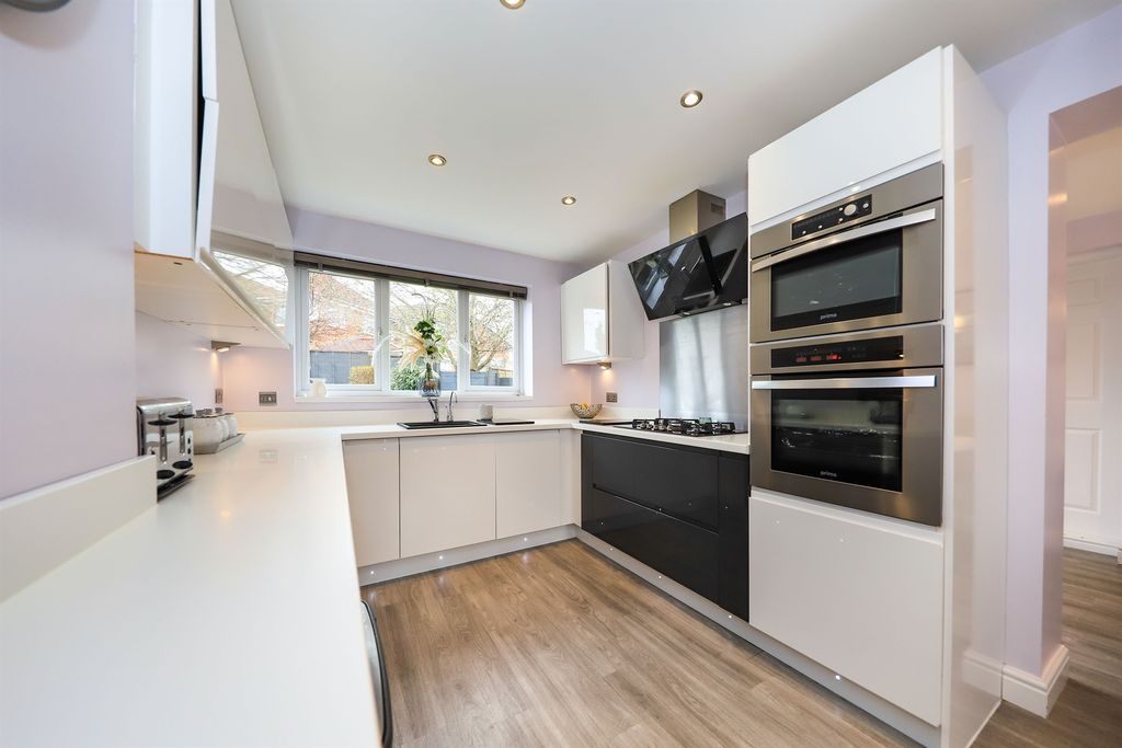 Additional image 14 of 4 bed detached house for saleBarbel Drive, Wednesfield, Wolverhampton WV10