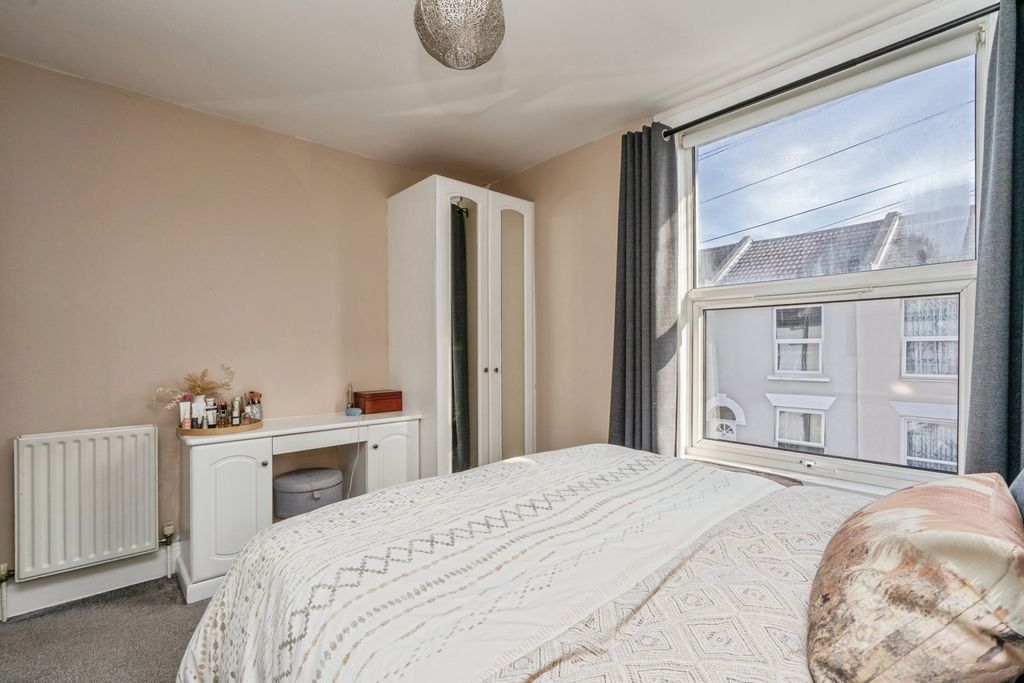 Additional image 13 of 2 bed terraced house for saleJersey Road, Portsmouth, Hampshire PO2