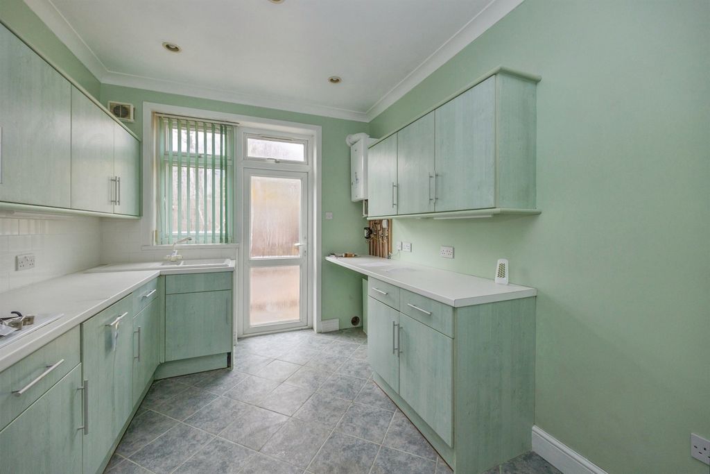 Additional image 6 of 6 bed terraced house for saleTelephone Road, Southsea PO4