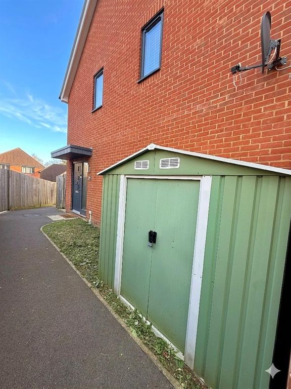 Additional image 13 of 2 bed maisonette for saleClaypit Copse, Bursledon, Southampton SO31