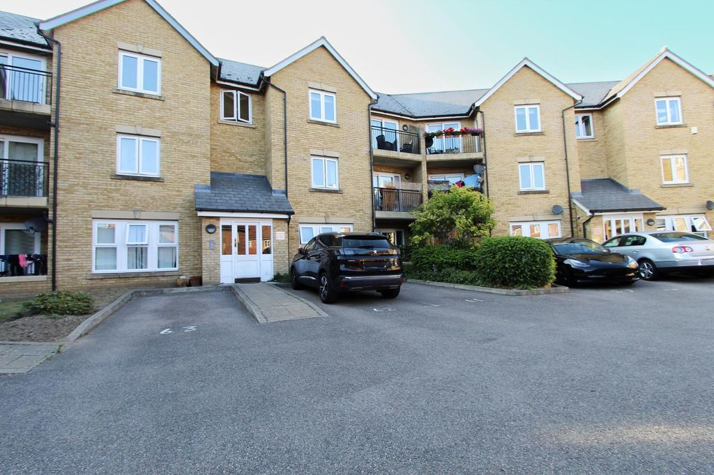 3 bed flat for saleMortimer Way, Witham CM8