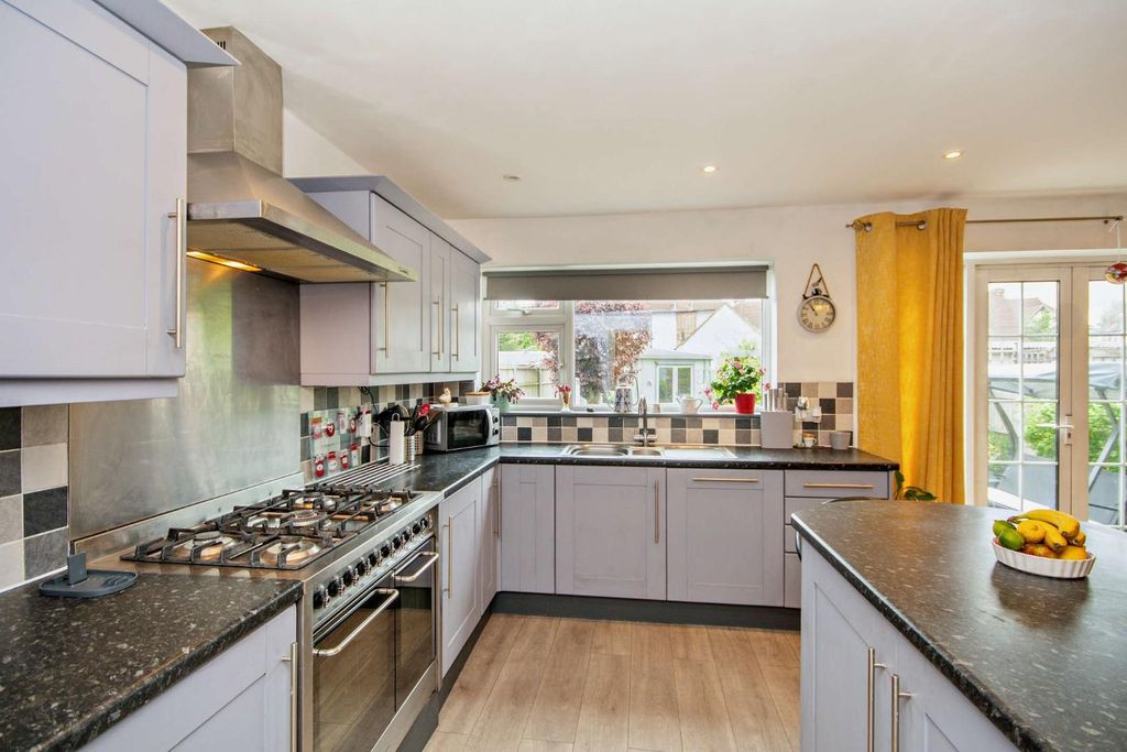 Additional image 9 of 3 bed semi-detached house for saleBrownrigg Road, Ashford TW15