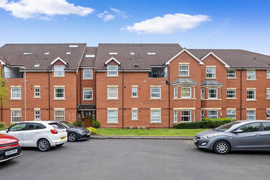 2 bed flat for saleApartment 45, Hardy Court, Barbourne, Worcester. WR3