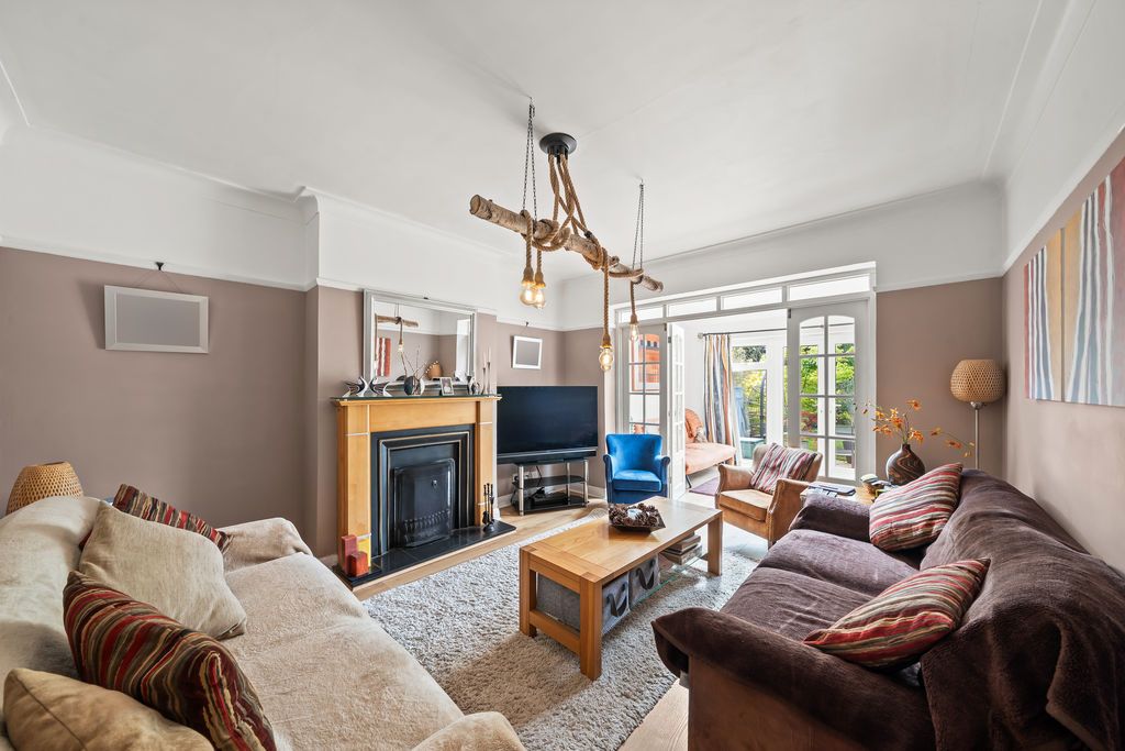 Additional image 2 of 4 bed semi-detached house for saleThe Manor Drive, Worcester Park KT4