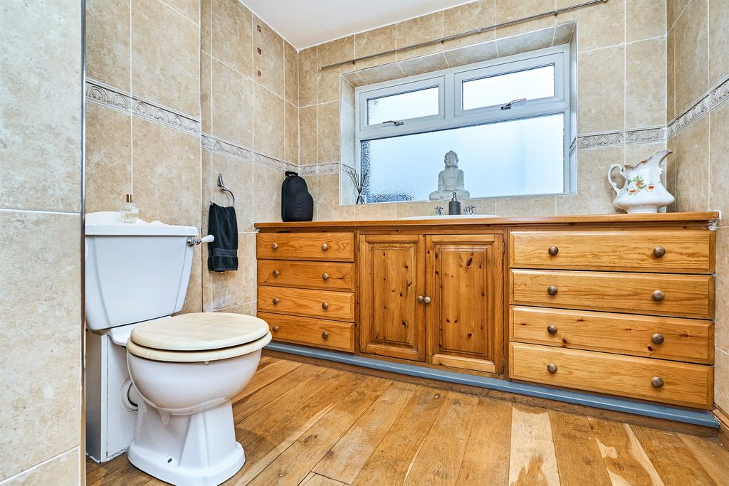 Additional image 20 of 4 bed detached house for saleStourbridge Road, Penn, Wolverhampton WV4