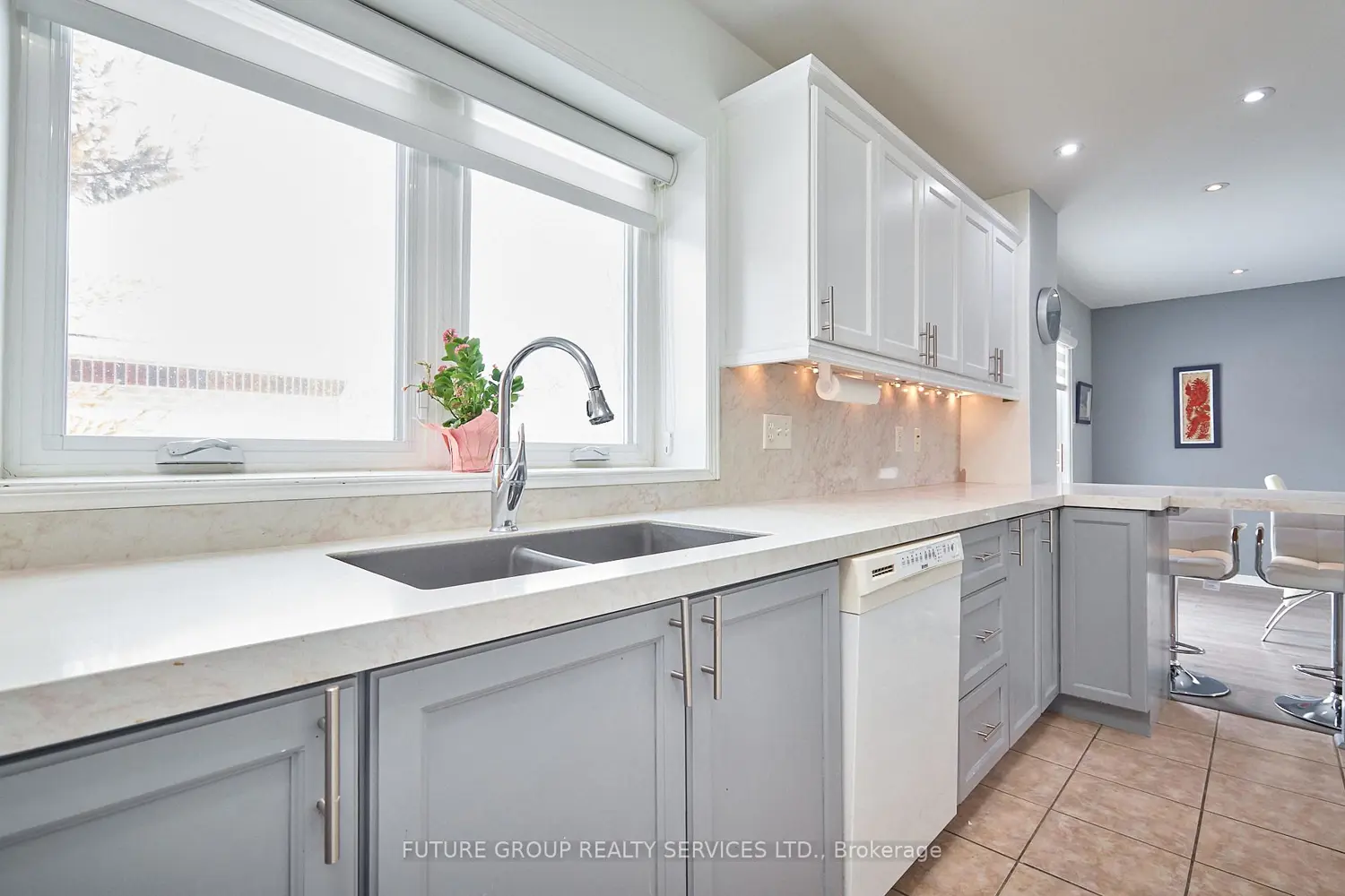 Additional image 10 of 358 Little Avenue 20