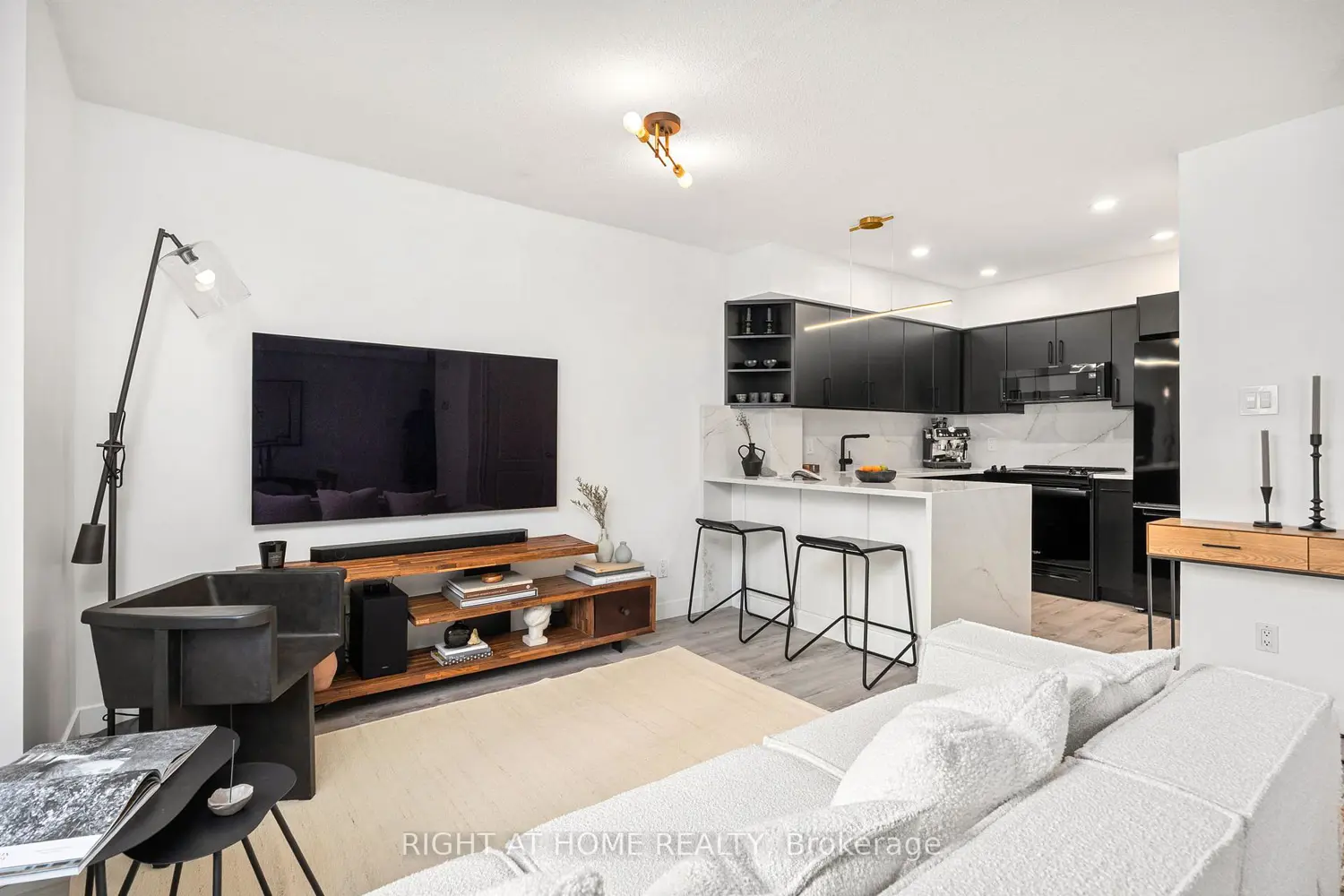 43 Sudbury Street 4304