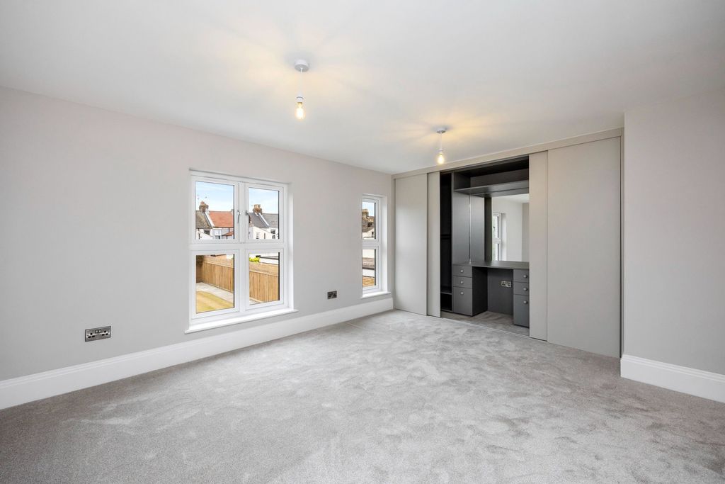 Additional image 11 of 5 bed detached house for saleHomefield Road, Worthing BN11
