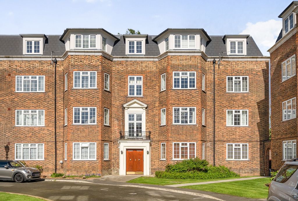 Additional image 4 of 2 bed flat for saleOrchard Court, The Avenue, Worcester Park KT4