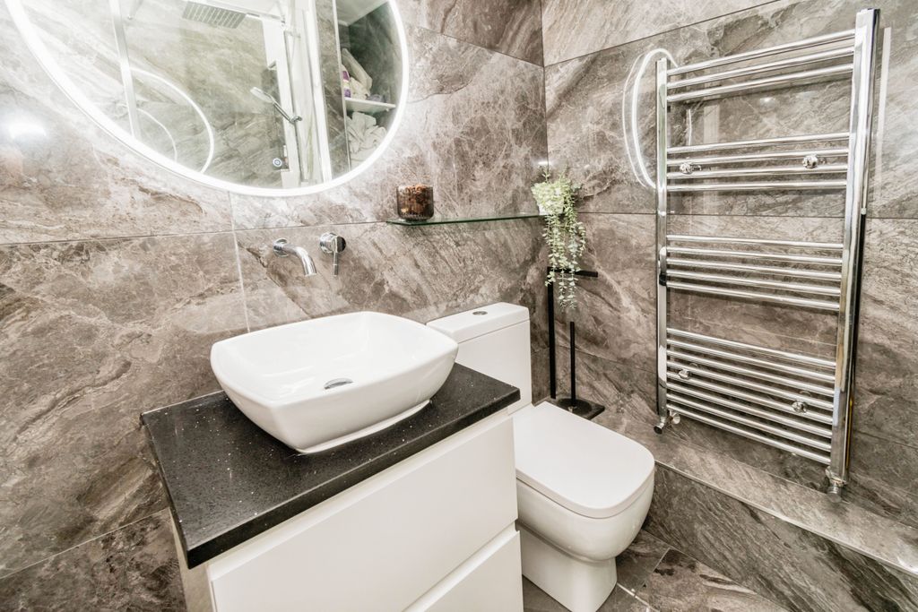 Additional image 9 of 2 bed flat for saleWinchester Road, Southampton, Hampshire SO16