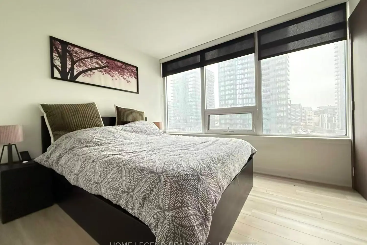 Additional image 6 of 17 Bathurst Street 710