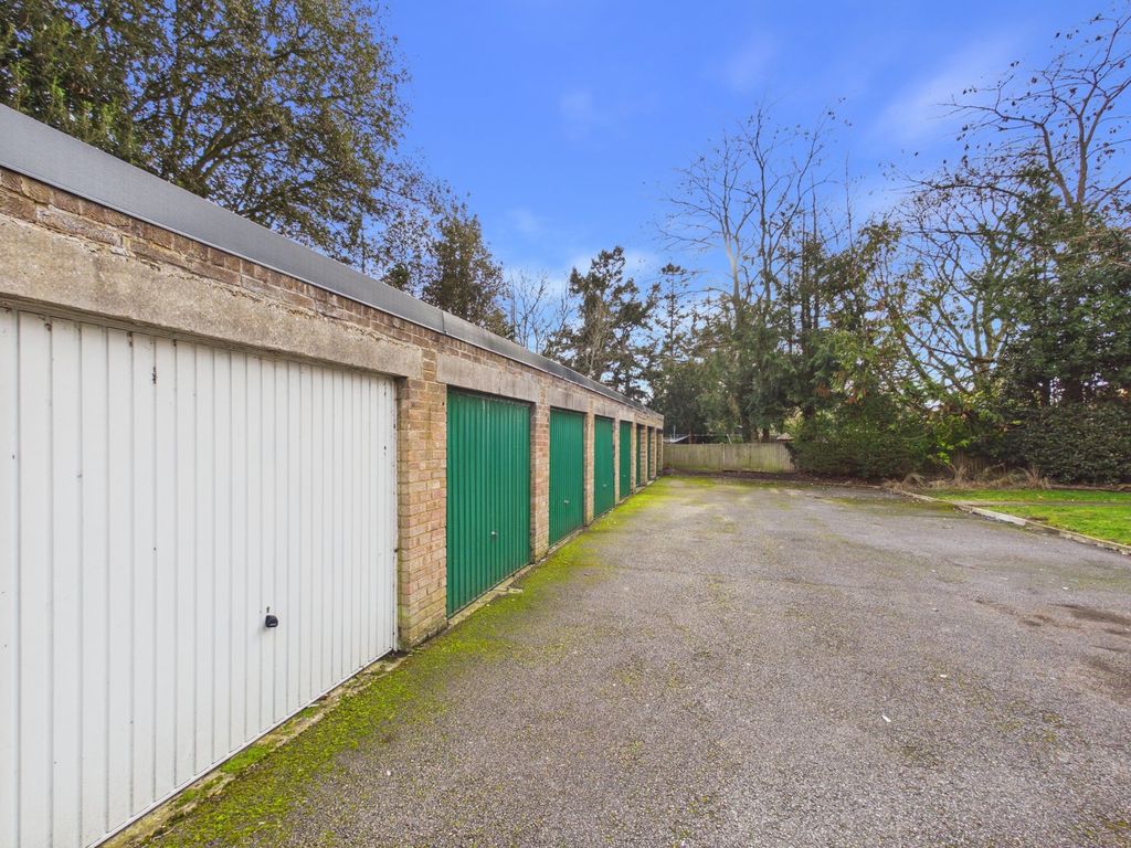 Additional image 12 of 2 bed flat for saleFordbridge Road, Ashford, Surrey TW15