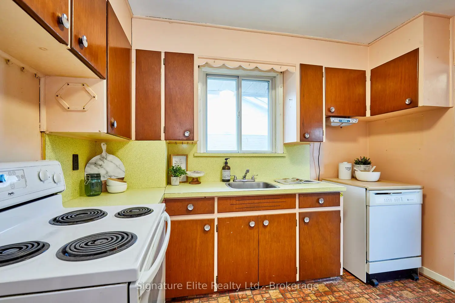 Additional image 3 of 49 Savarin Street