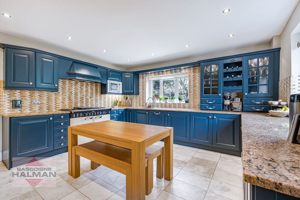 Additional image 10 of 4 bed detached house for saleOne Oak Lane, Wilmslow SK9