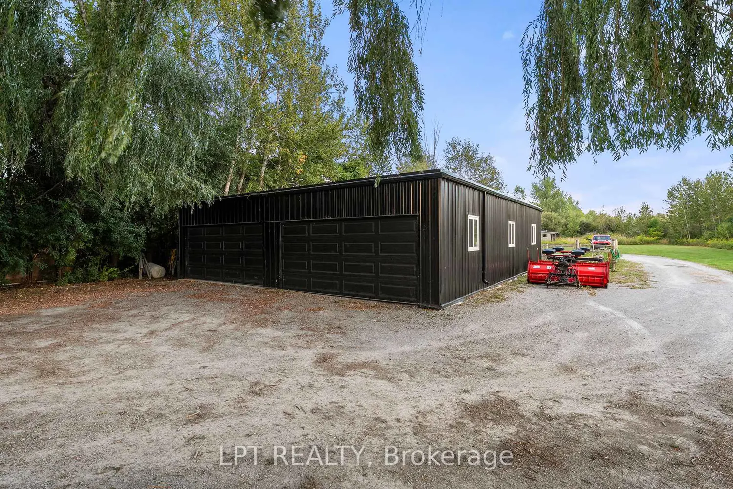 Additional image 16 of 1109 Ravenshoe Road
